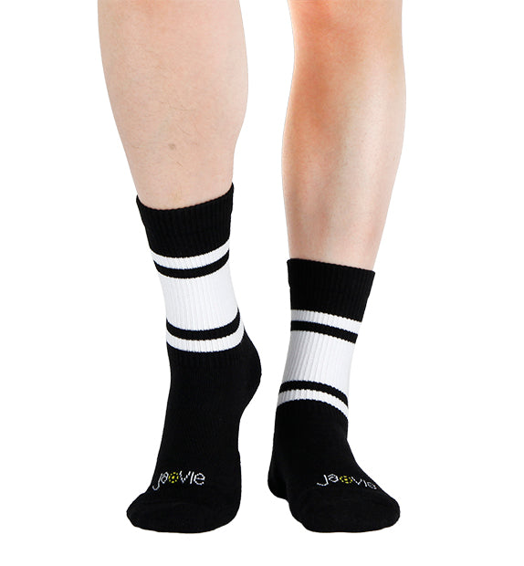 #color_black-white-green