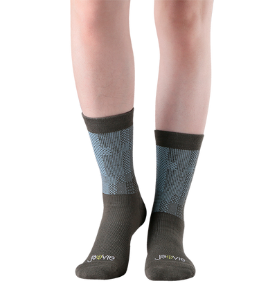 #color_black-white-green