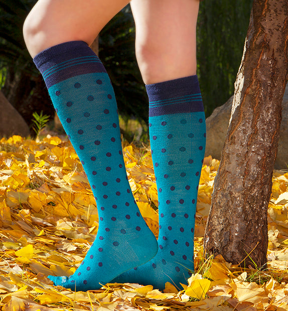 #color_cobblestone-yellow-grey-ocean-blue-fuchsia-black-turquoise