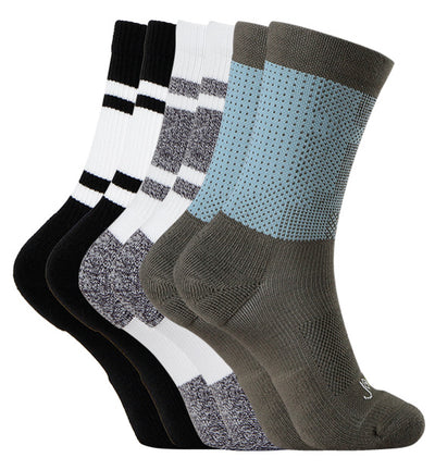 #color_black-white-green