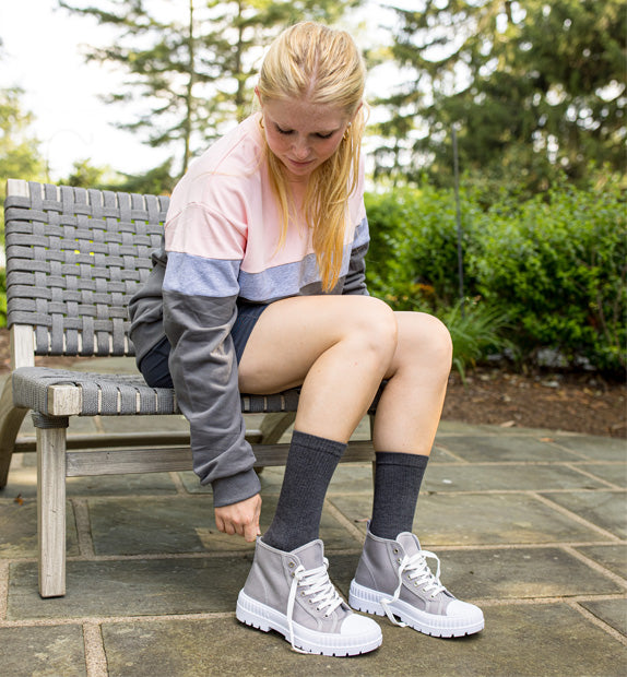#color_black-dark-heather-grey-vintage-blue-neon-peach