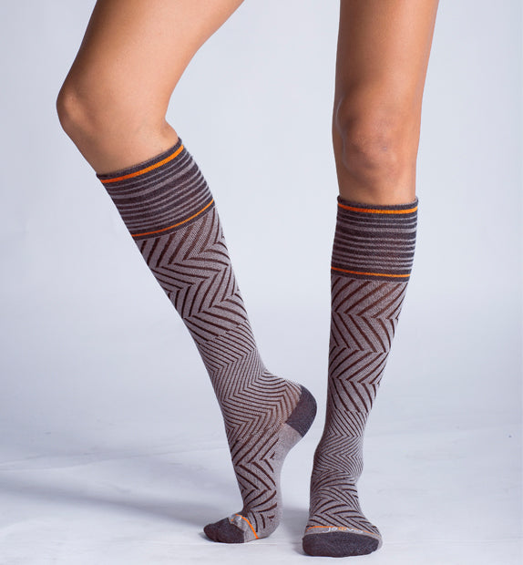 #color_black-black-brown